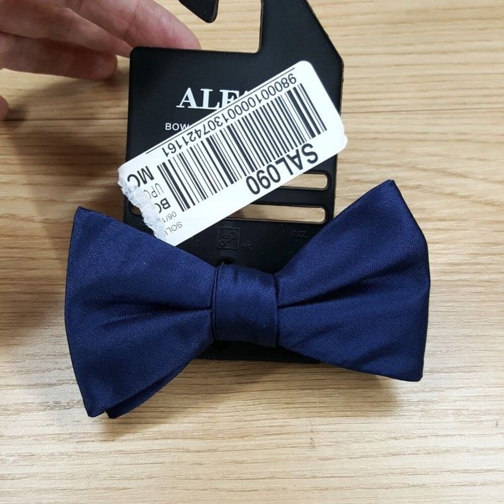 ALFANI Mens Bow Tie Solid Blue Satin Pre-Tied
